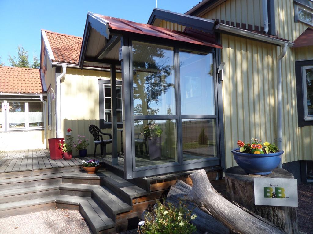 Skogis Bed&Breakfast Katrineholm Eksteriør bilde